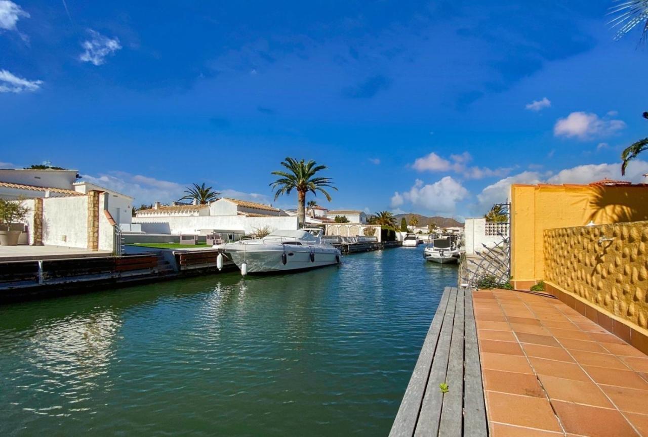 Ampuriahome Villa Hosting 15, Pool & Mooring إمبوريابرافا المظهر الخارجي الصورة